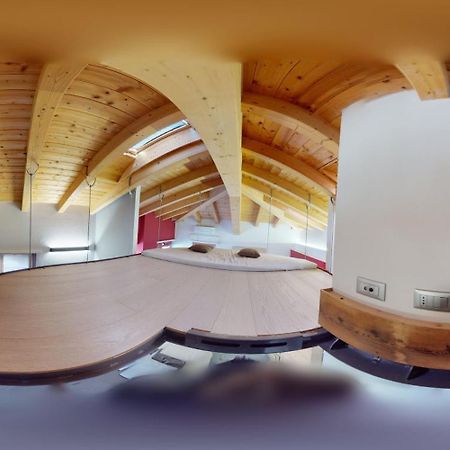 Holiday House Viola Tirano Zewnętrze zdjęcie